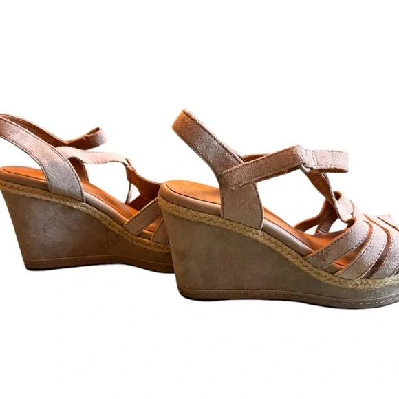 Clarks Zia Reign Wedge Sandal in Sand Suede Tan/Nude/Taupe Size 8 in EUC - Picture 7 of 9